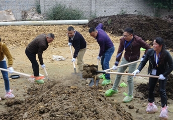 沃土研究院堆肥實踐課，手把手教你自制有機肥，降低農(nóng)場成本
